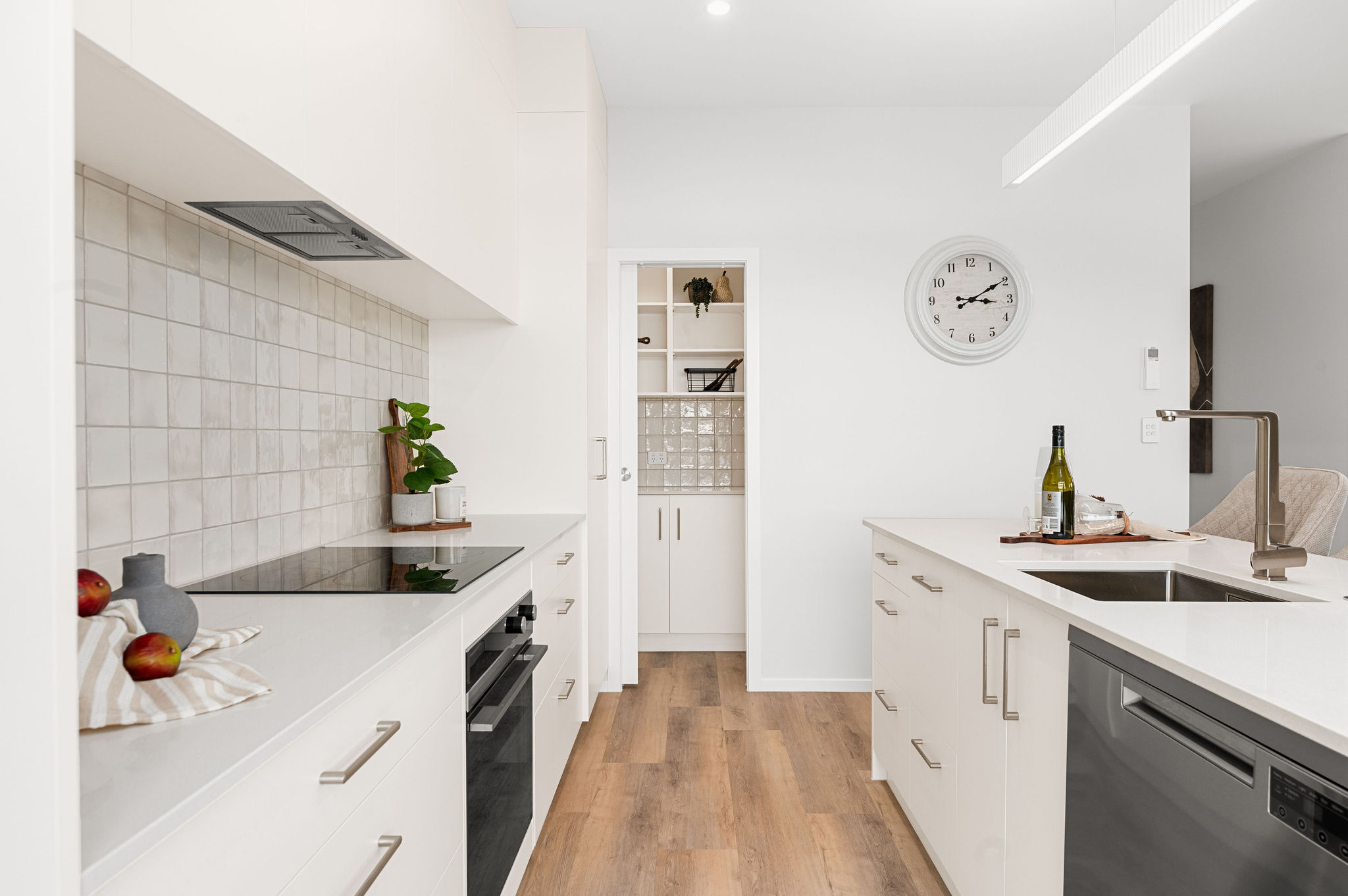 21 Hutchinson (4)